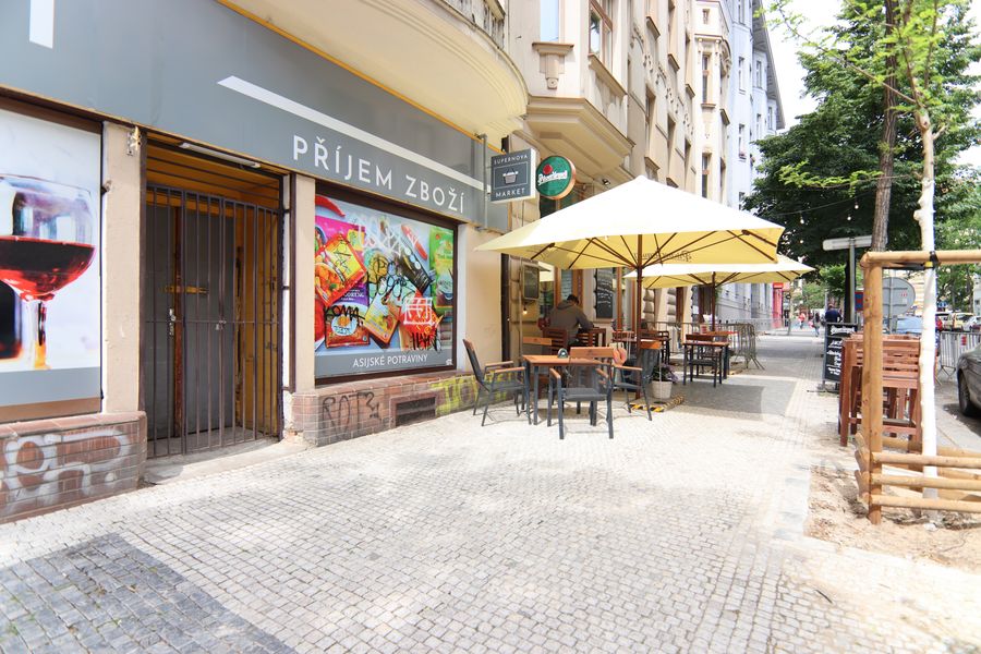 Bistro ve Slavikově ulici